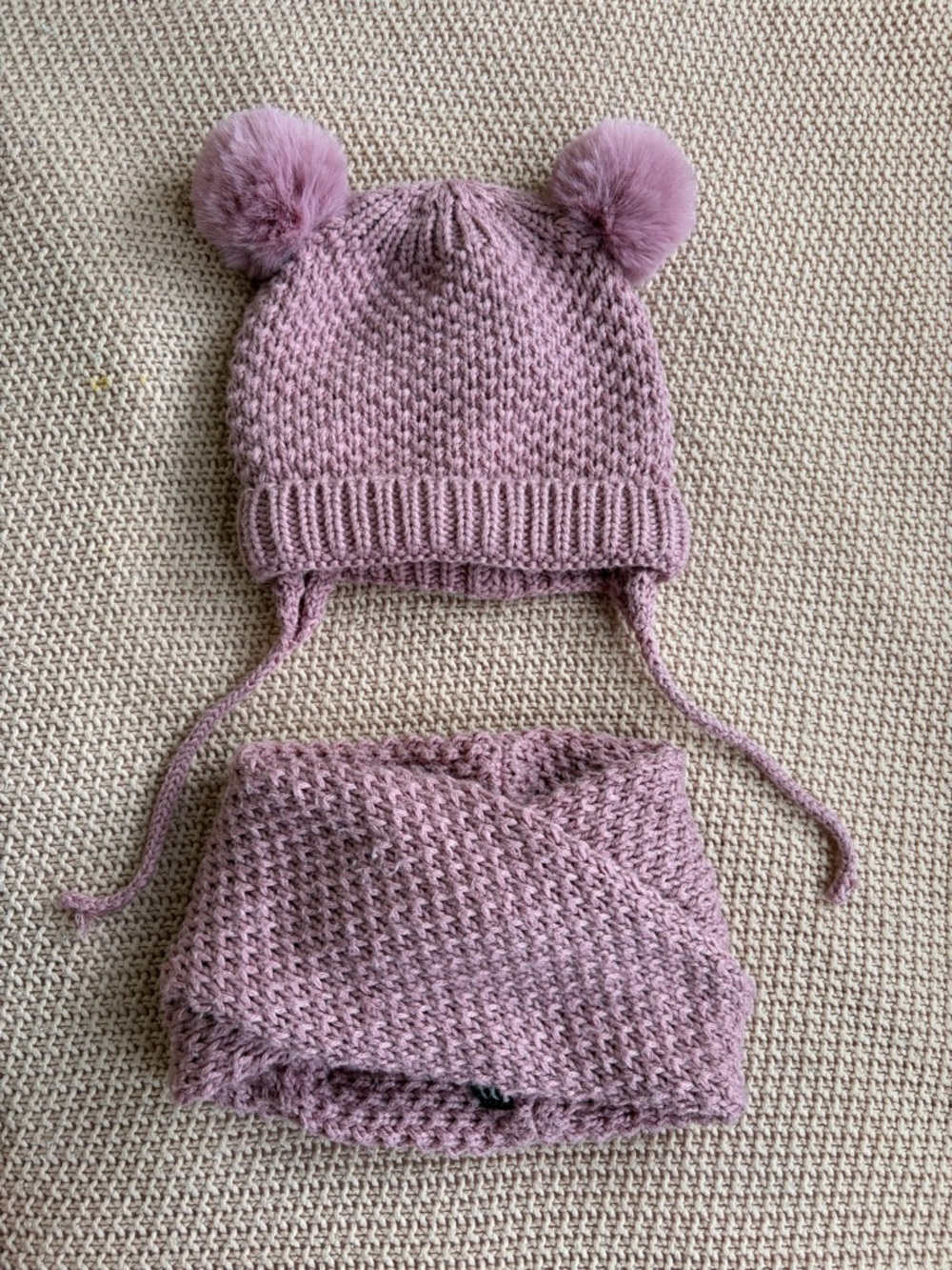 Zara Toddler Girl Knit Hat and Infinity Scarf 3-5 years